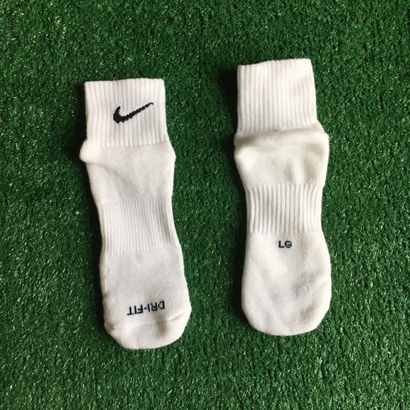 nike dri fit quarter socks